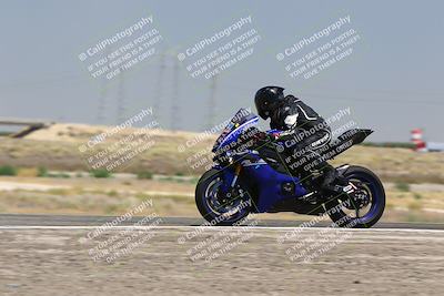 media/Aug-03-2025-TrackDaz (Sun) [[bf4a71acf9]]/B Group/1220pm (Wheelie Bump)/